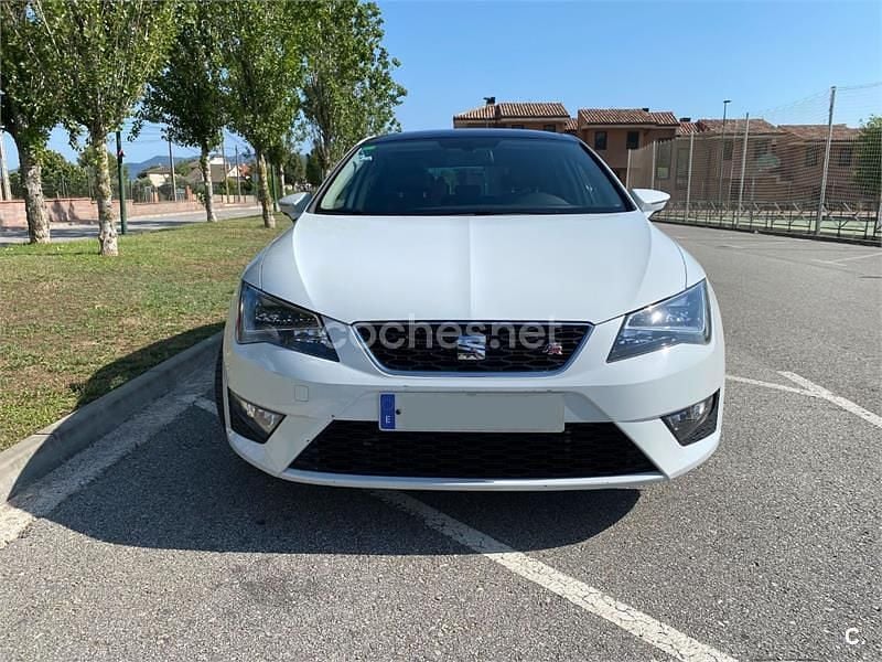 Usado Seat Leon FR 180 CV (132 kW) 2014 Blanco Berlina