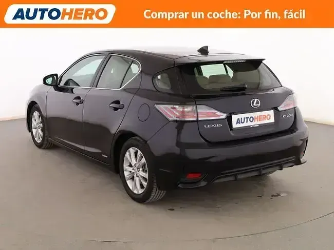 Usado Lexus CT200h 136 CV (100 kW) 2014 Negro Berlina