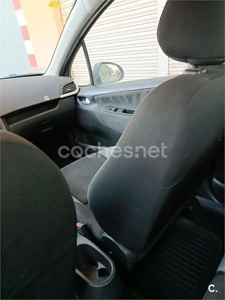 Usado Peugeot 207 75 CV (55 kW) 2008 Gris / plata Berlina