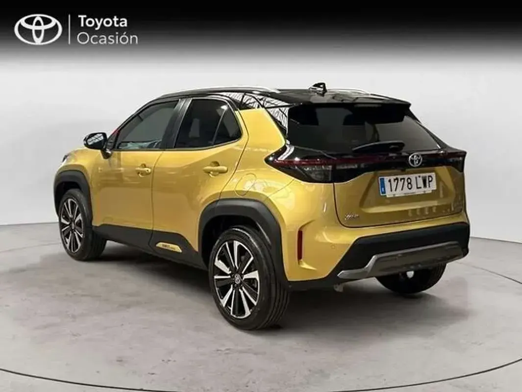 Usado Toyota Yaris Cross Edition 116 CV (85 kW) 2025 Amarillo SUV
