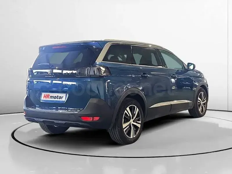 Usado Peugeot 5008 Allure 130 CV (95 kW) 2024 Azul SUV