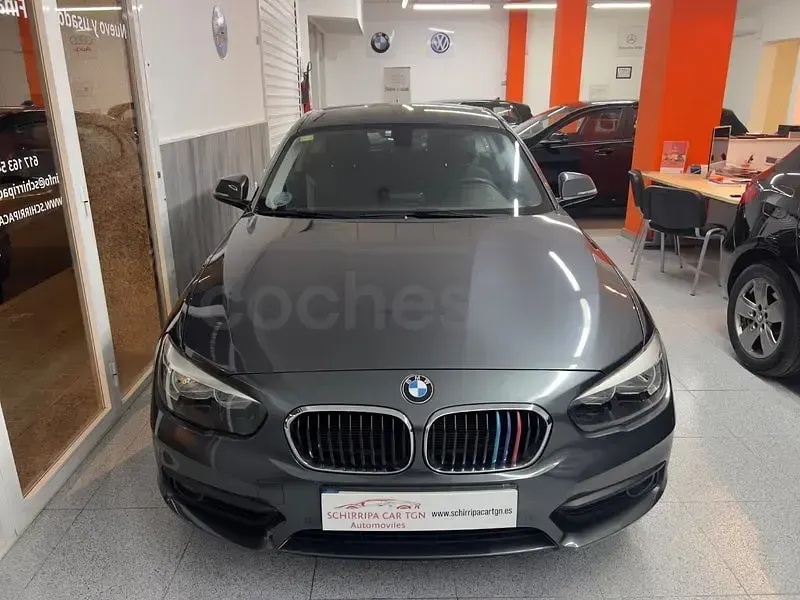 Usado BMW 116 116 CV (85 kW) 2018 Gris / plata Utilitario
