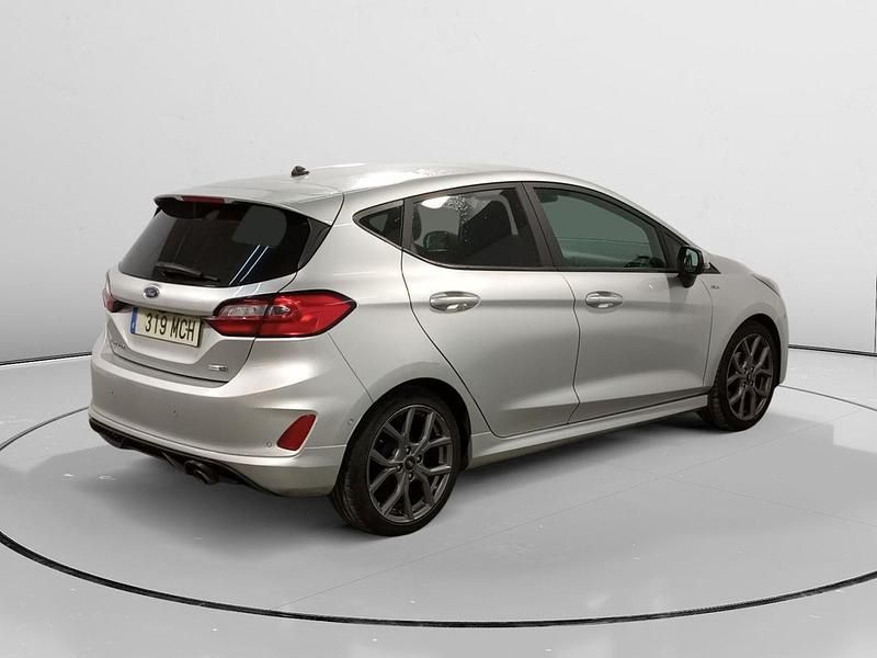 Usado Ford Fiesta ST-Line 125 CV (91 kW) 2022 Gris Utilitario