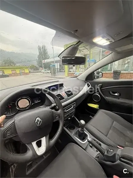 Usado Renault Mégane III Dynamique 180 CV (132 kW) 2009 Blanco Berlina