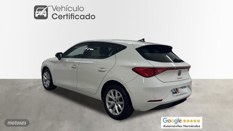 Usado Seat Leon Style 115 CV (84 kW) 2020 Blanco Berlina