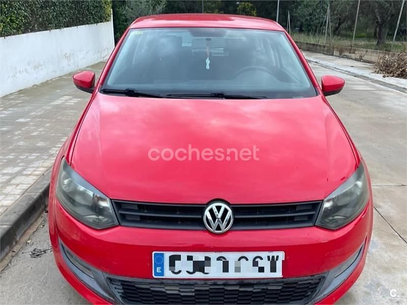 Rojo Usado 2010 VW Polo Advance Berlina | 7000 € (Buen precio) - Imagen 1/4
