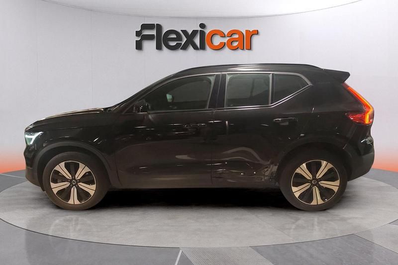 Usado Volvo XC40 Core 169 kW (231 CV) 2023 Negro SUV