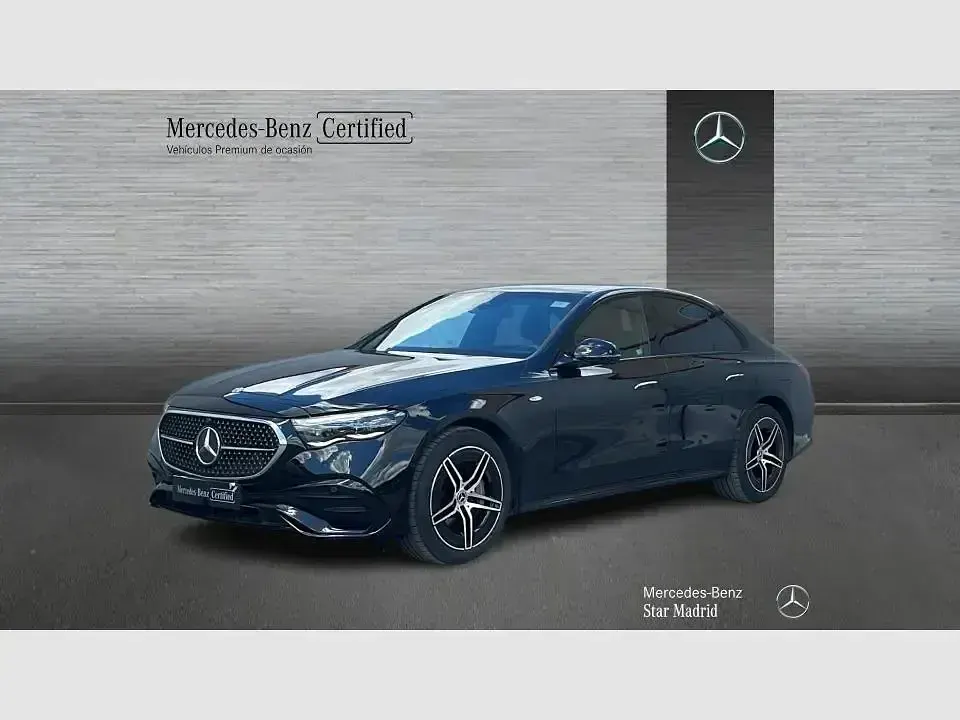 Usado Mercedes E300 AMG line 313 CV (230 kW) 2025 Berlina