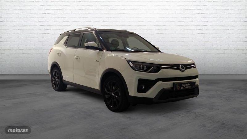 Blanco Usado 2022 Ssangyong Tivoli Limited SUV | 18.600 € (Un poco caro) - Imagen 1/4