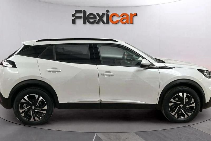Usado Peugeot e-2008 Allure 100 kW (137 CV) 2020 Blanco SUV