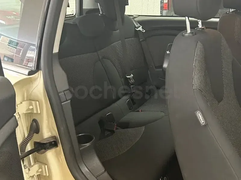 Usado Mini One Clubman 95 CV (69 kW) 2009 Beige Familiar