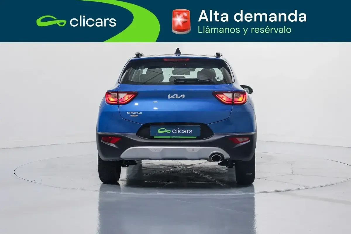 Usado Kia Stonic 101 CV (74 kW) 2024 Azul SUV
