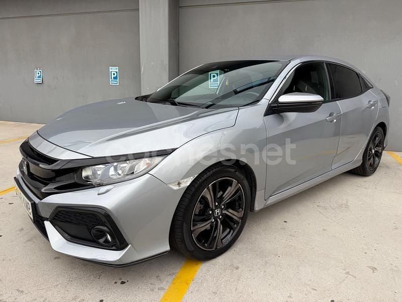 Gris / plata Usado 2018 Honda Civic Executive Berlina | 15.900 € (Buen precio) - Imagen 1/4