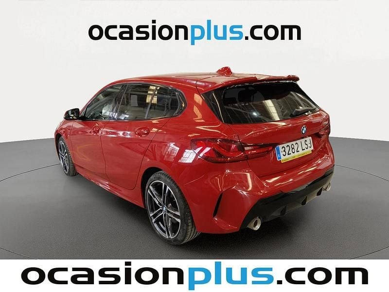 Usado BMW 118 150 HP (110 kW) 2021 Vermelho Citadino
