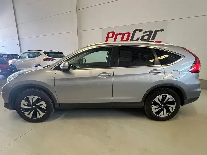 Usado Honda CR-V Elegance 160 CV (117 kW) 2017 Gris / plata SUV