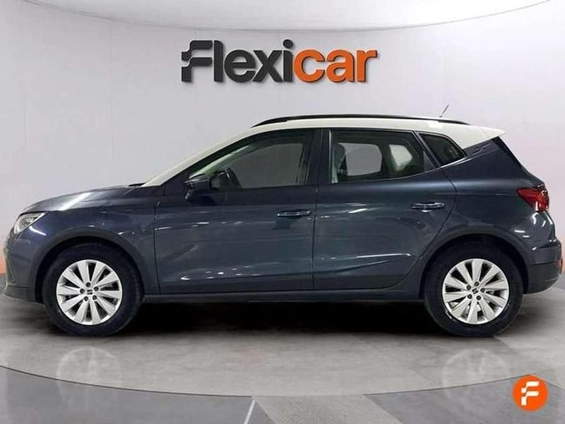 Usado Seat Arona Style 110 CV (80 kW) 2022 Azul SUV