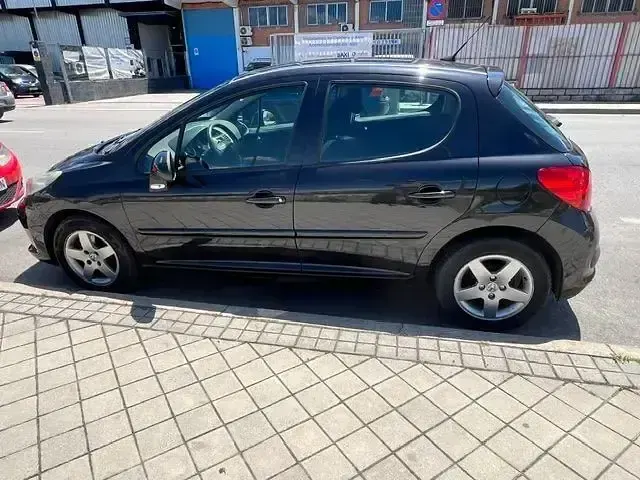 Begagnad Peugeot 207 Sport 95 HK (69 kW) 2009 Svart Halvkombi