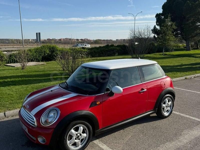 Usado Mini ONE 95 CV (69 kW) 2009 Rojo Utilitario