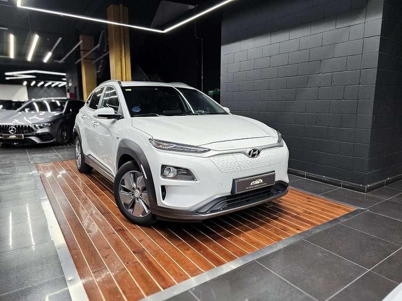 Blanco Usado 2020 Hyundai Kona SUV | 14.900 € (Un poco caro) - Imagen 1/4