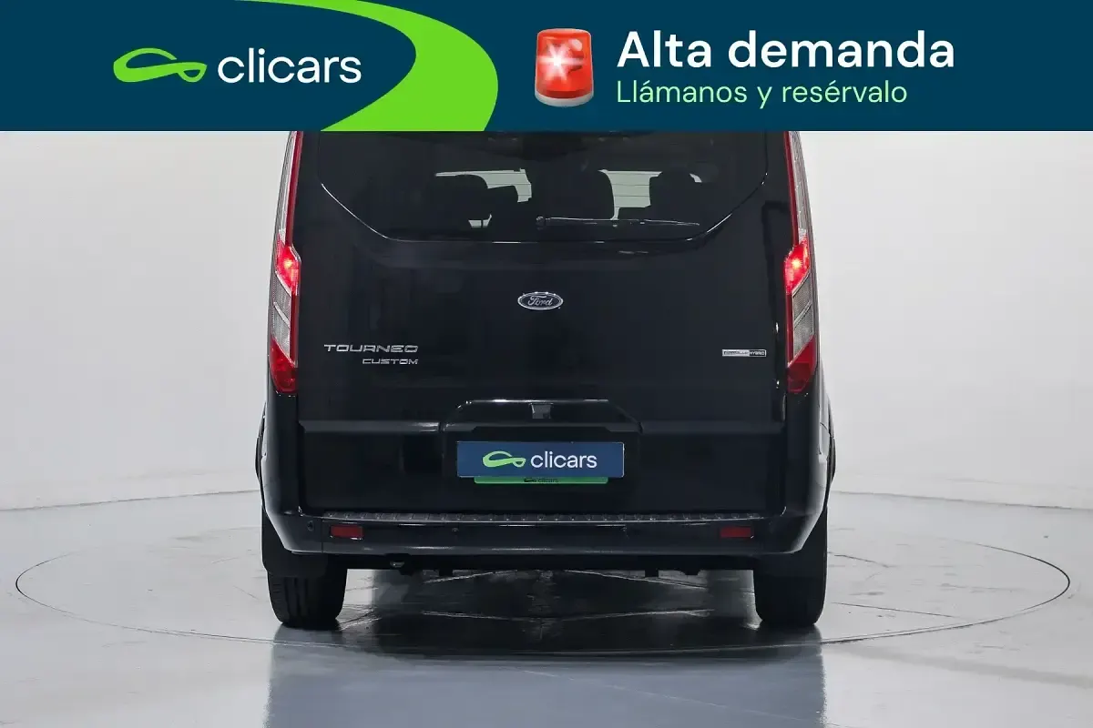 Usado Ford Tourneo Titanium X 185 CV (136 kW) 2024 Negro Monovolumen