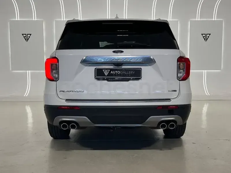 Usado Ford Explorer Platinum 457 CV (336 kW) 2024 Blanco SUV