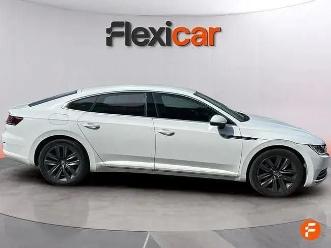 Usado VW Arteon 150 HP (110 kW) 2019 Branco Sedan