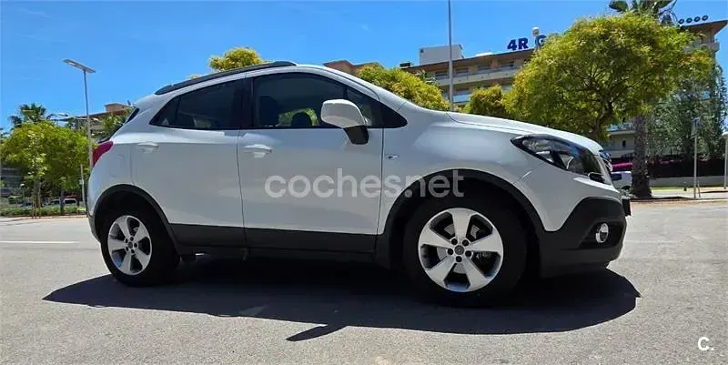 Usado Opel Mokka Selective 140 CV (102 kW) 2015 Blanco SUV