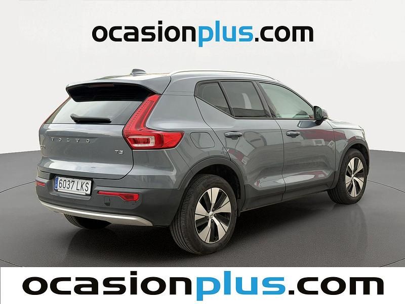 Usado Volvo XC40 Momentum 163 CV (119 kW) 2020 Gris SUV