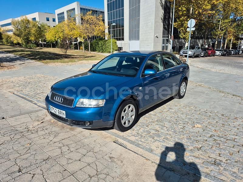 Azul Usado 2001 Audi A4 Berlina | 2999 € (Buen precio) - Imagen 1/4