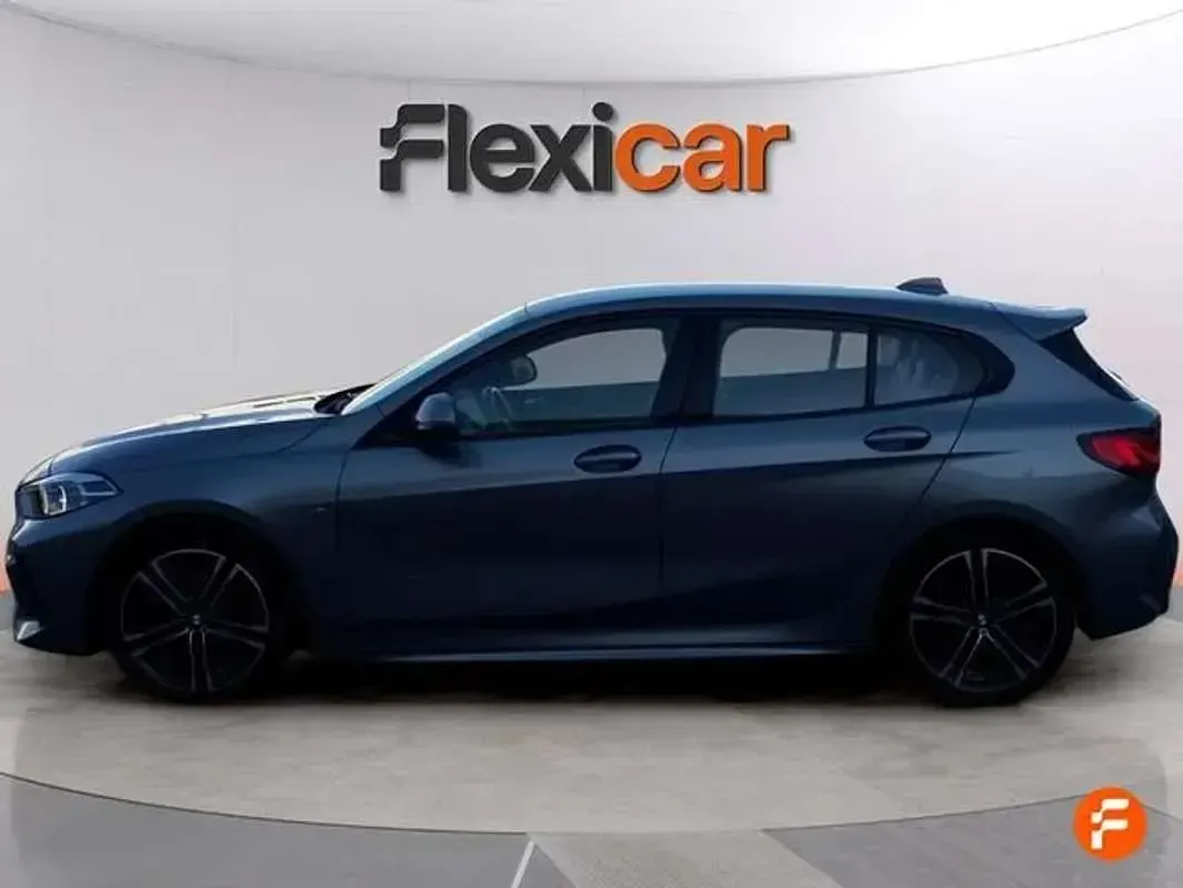 Używany BMW 118 136 KM (100 kW) 2024 Szary Hatchback