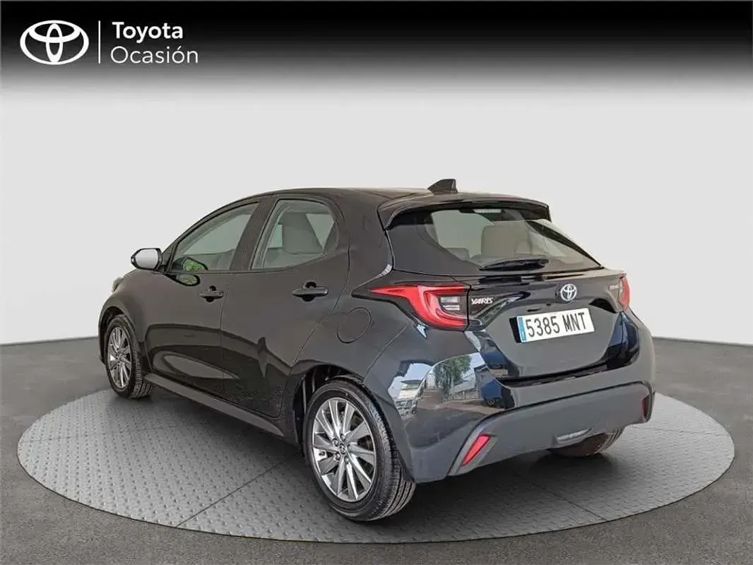 Usado Toyota Yaris Active 116 CV (85 kW) 2024 Utilitario