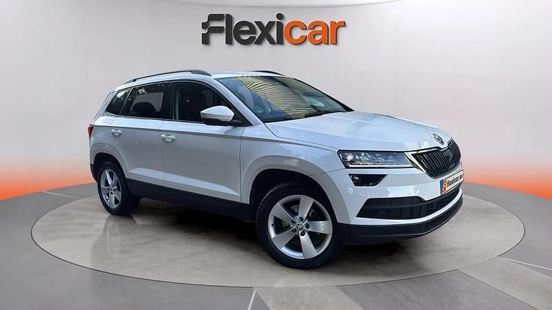 Usado Skoda Karoq Ambition 150 CV (110 kW) 2019 Blanco SUV