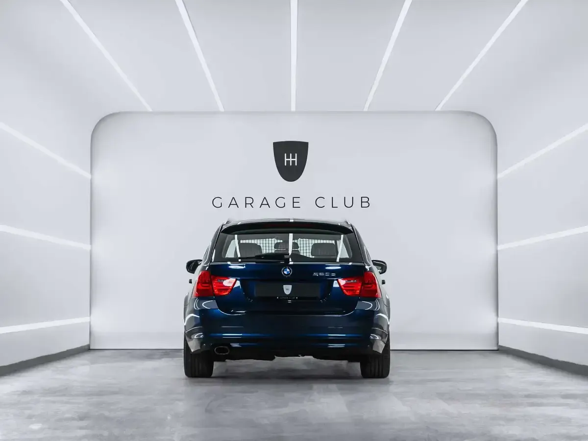 Usado BMW 320 184 HP (135 kW) 2011 Azul Carrinha