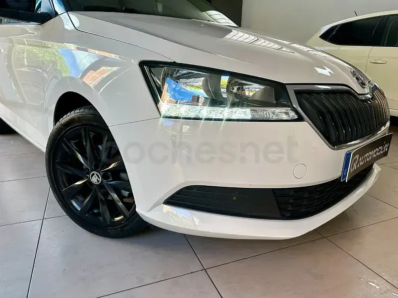 Usado Skoda Fabia Style 95 CV (69 kW) 2019 Blanco Utilitario