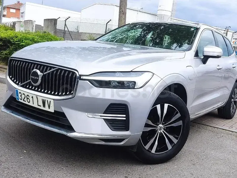 Usado Volvo XC60 Ultimate 350 CV (257 kW) 2022 Gris / plata SUV