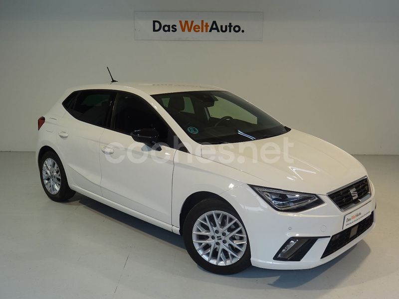 Blanco Usado 2024 Seat Ibiza FR Berlina | 18.500 € (Precio justo) - Imagen 1/4