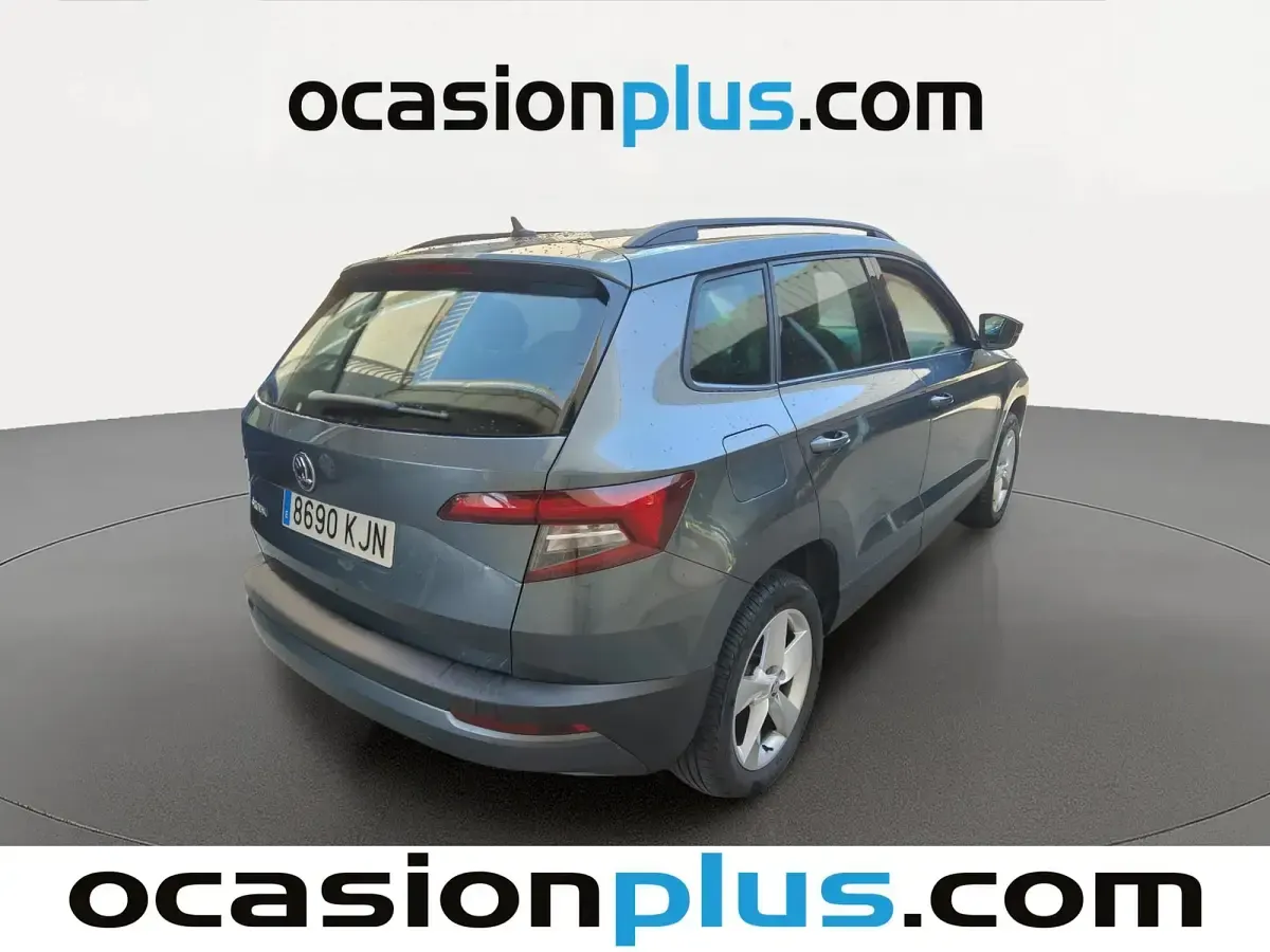 Usado Skoda Karoq Ambition 150 CV (110 kW) 2018 Gris SUV