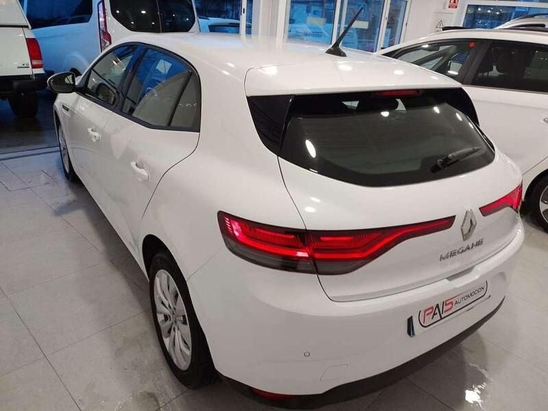 Usado Renault Mégane IV Life 116 CV (85 kW) 2021 Blanco Utilitario