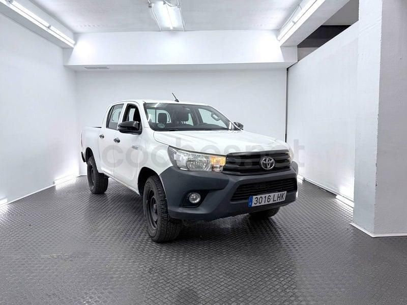 Usado Toyota HiLux 150 CV (110 kW) 2020 Blanco Pickup/Camioneta