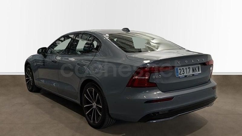 Usado Volvo S60 Ultimate 455 CV (334 kW) 2023 Gris / plata Berlina