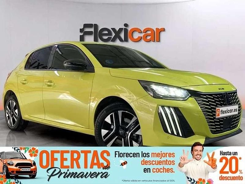 Usado Peugeot 208 Allure 101 CV (74 kW) 2025 Verde Utilitario