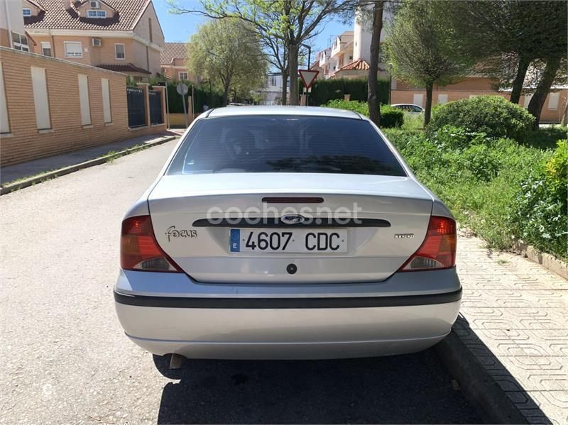 Usado 2003 Ford Focus Ghia Berlina | 2499 € (Precio justo) - Imagen 1/3