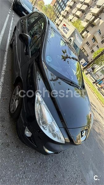 Usado Peugeot 308 Premium 120 CV (88 kW) 2009 Negro Berlina