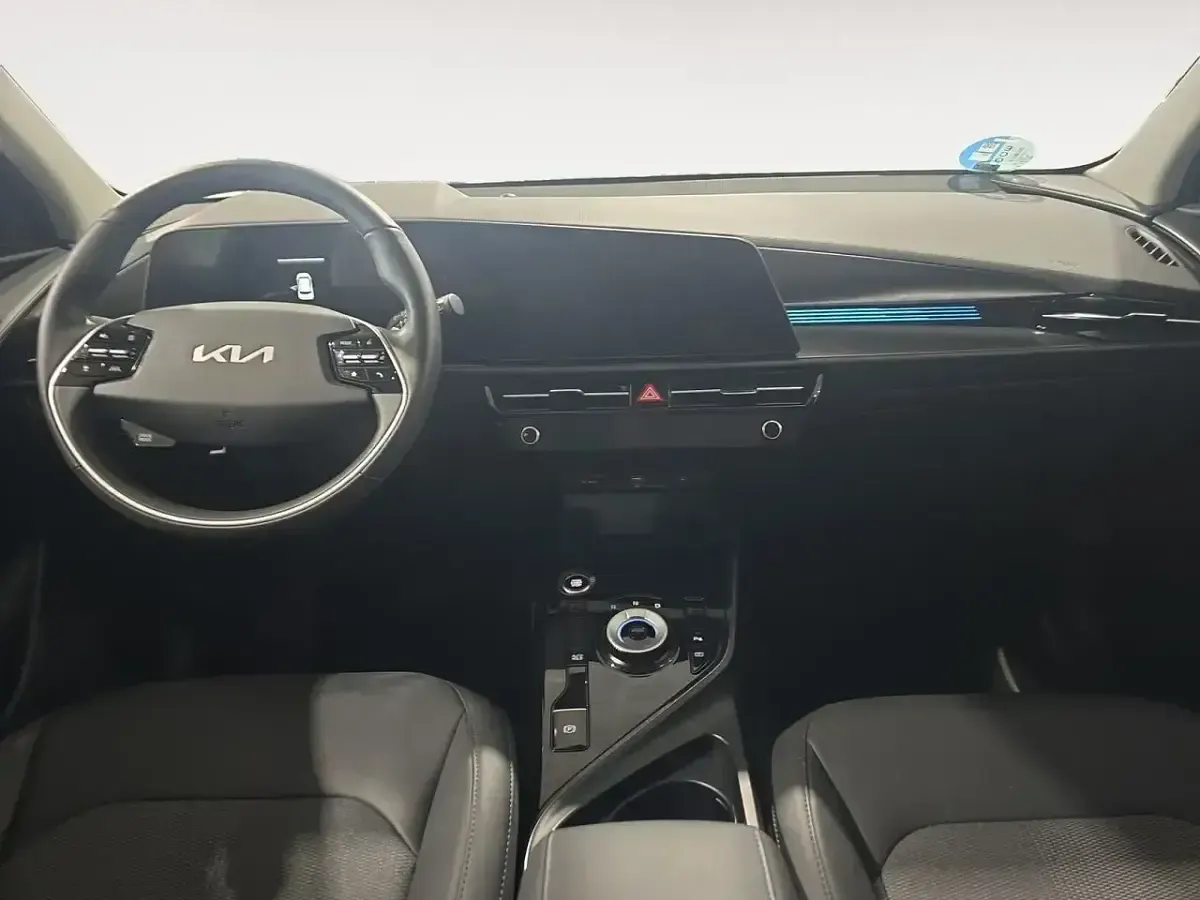 Usado Kia Niro 129 CV (94 kW) 2025 Rojo SUV