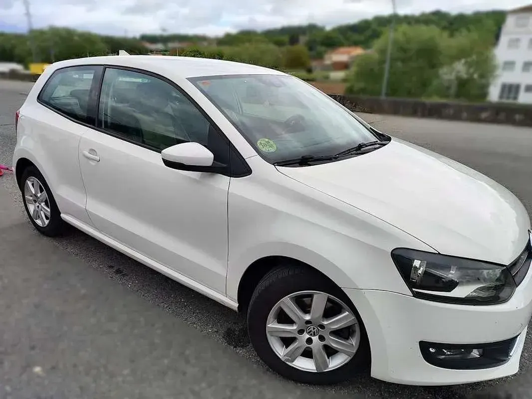 Usado VW Polo Sportline 105 CV (77 kW) 2011 Blanco Utilitario
