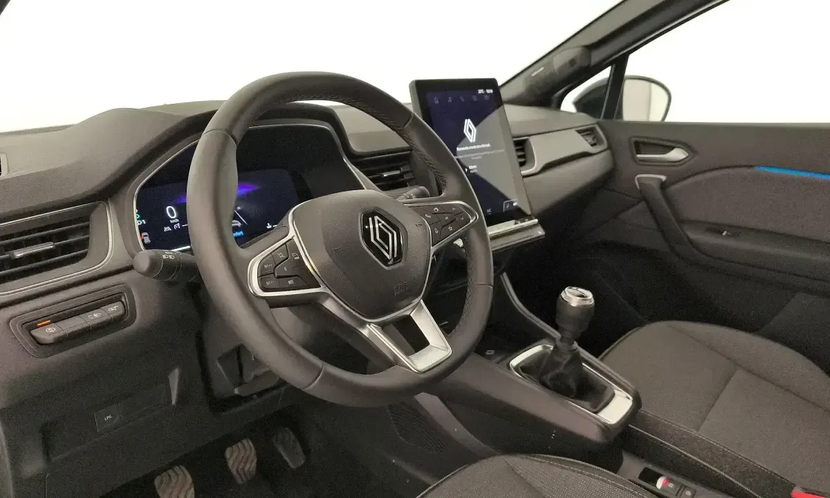 Usado Renault Captur Techno 100 CV (73 kW) 2025 Gris SUV