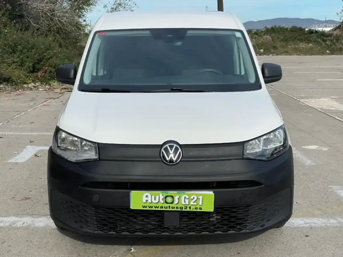 Usado VW Caddy 75 CV (55 kW) 2021 Blanco Monovolumen