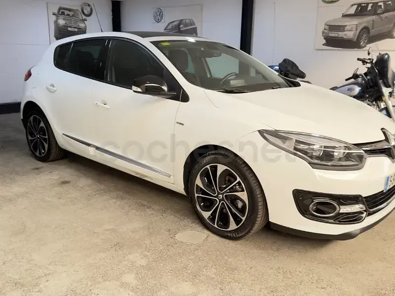 Usado Renault Mégane III Bose Edition 110 CV (80 kW) 2014 Blanco Berlina
