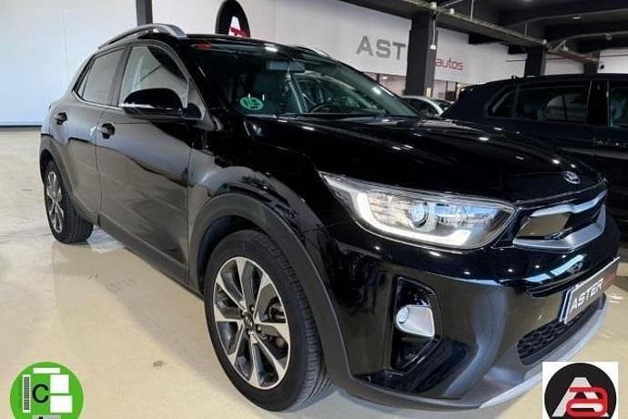 Usado Kia Stonic 100 CV (73 kW) 2019 SUV