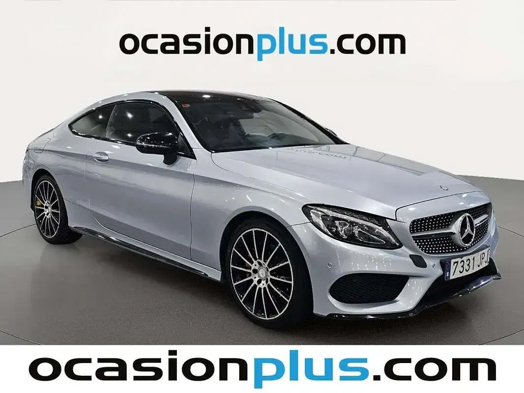 Usado Mercedes C220 AMG 170 CV (125 kW) 2016 Gris Coupe